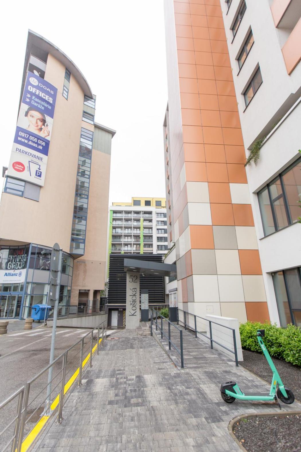 Apartment In The Center Of Bratislava Kosicka 52 Екстериор снимка